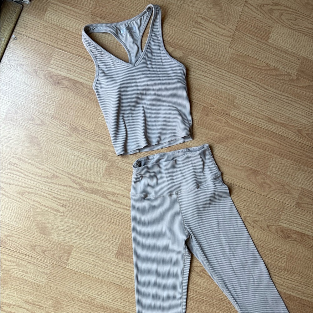 Forever 21 Ribbed Lounge Set – Top & Flared Pants – Size S